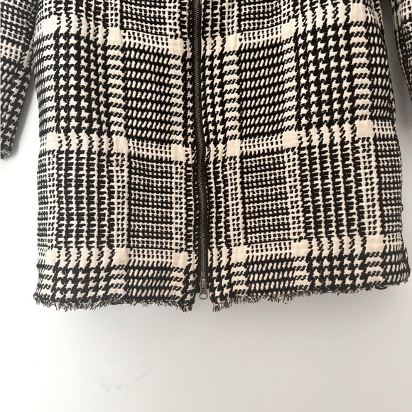 REVOLVE Cupcakes and Cashmere Herringbone Fernando Black&White printed coat - S - Picture 9 of 14